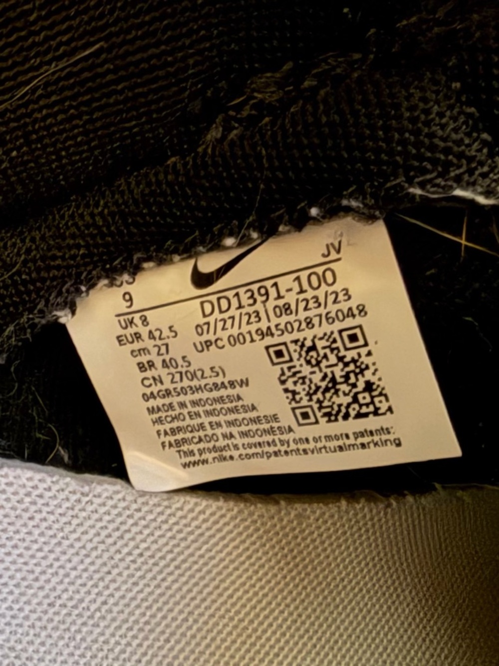 Nike Black and White Low-Top Dunk Sneakers - Picture 12 of 12